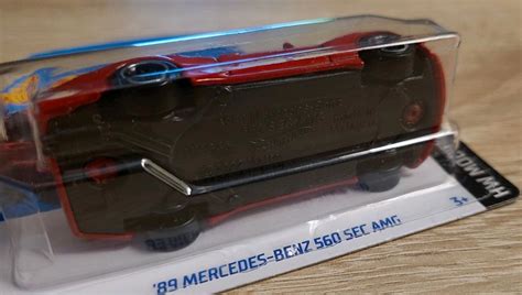 Машинка Базова Hot Wheels Mercedes Benz SEC AMG Modified HTB Red купити в