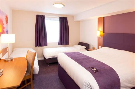 Premier Inn Cheltenham Central Westa40 Hotel Desde 51780