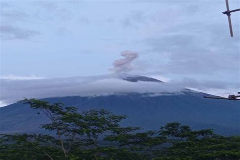 Gunung Semeru Kembali Erupsi Warga Diminta Waspada Genpi Co Jatim