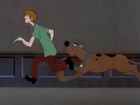 Scooby Doo Running