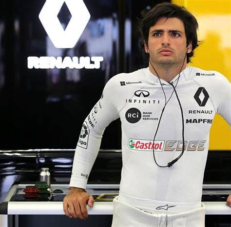 Carlos Sainz Jr. Signs Multi-Year Deal With McLaren - autoevolution