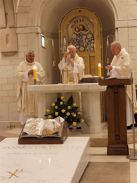 Ks Abp Piero Marini I Ks Kard Konrad Krajewski W Naszym Sanktuarium