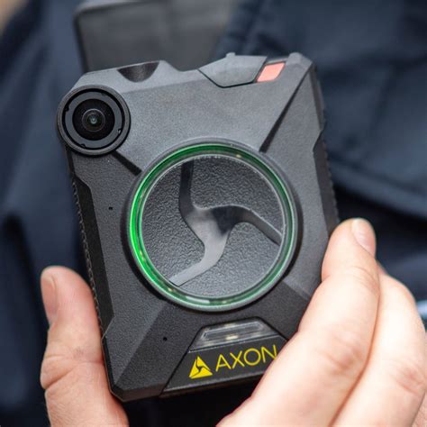 Axon | Body 2 - Rugged, brand aligning public safety wearable camera ...