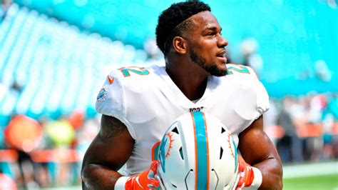 Dolphins waive running back Mark Walton after another legal incident