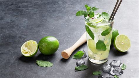 Spiced Rum Mojito Recipe – The Bottle Club