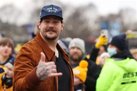 Taylor Lewan Net Worth | Celebrity Net Worth
