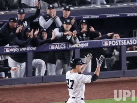 Photo Houston Astros Against New York Yankees Alcs Game Four In New