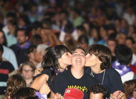 Foto Beso Fotos R Cord Guinness De Besos Im Genes