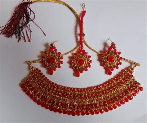 Red And Golden Traditional Wedding Gold Plated Necklace Set At Rs 160