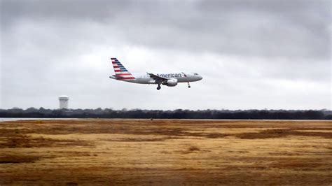 American Airlines Flight From Miami To Lax Diverts After Woman Screams