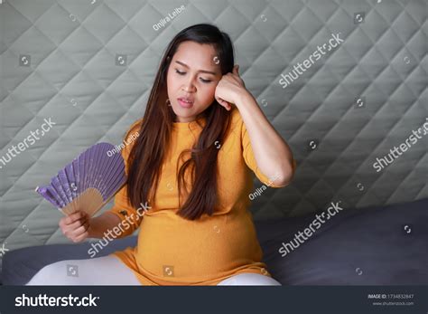 796 Pregnant Hot Abdomen Images Stock Photos Vectors Shutterstock
