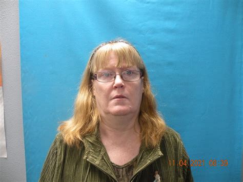 Lynnell Jeannette Peterson Sex Offender In Revillo SD 57259 SD20515