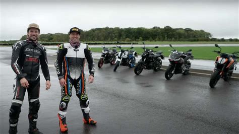 Watch This Way Drag Race Featuring Your Favorite Middleweight Naked Bikes