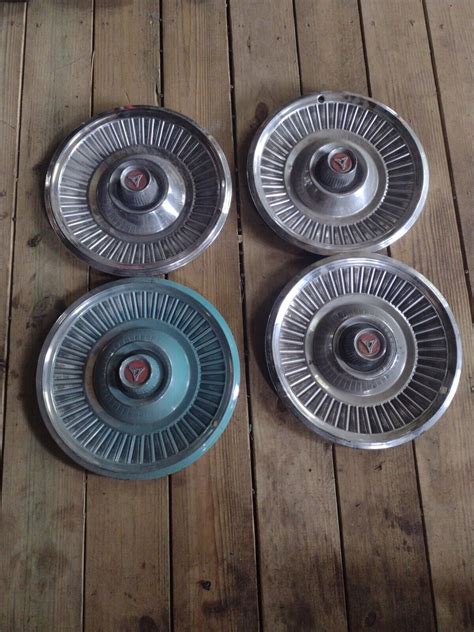 1967 67 1968 68 Dodge Polara Monaco Hubcap Wheel Cover Hub Cap 14 Oem