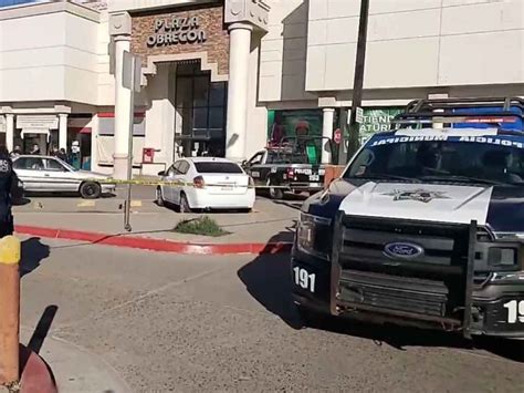 ¡terror En Sonora Ataque Armado En Estacionamiento De Supermercado