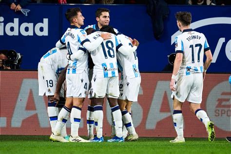 Real Sociedad La Vid O Provocatrice De La Real Sociedad Qui Se Moque