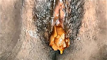 Lamiendo el coño con chocolate XVIDEOS