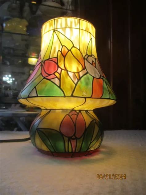 Lampe Veilleuse Pate De Verre Fa On Vitrail Style Tiffany Fleurs