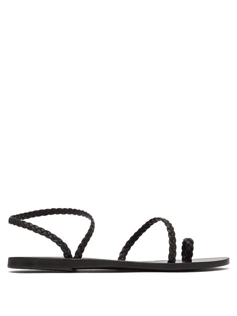 The 16 Best Minimalist Sandals, According to Our Editors | Who What Wear