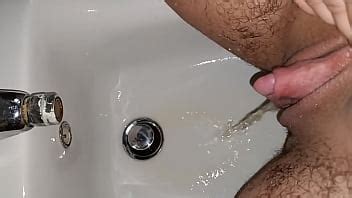Morning Piss In The Bidet Xvideos