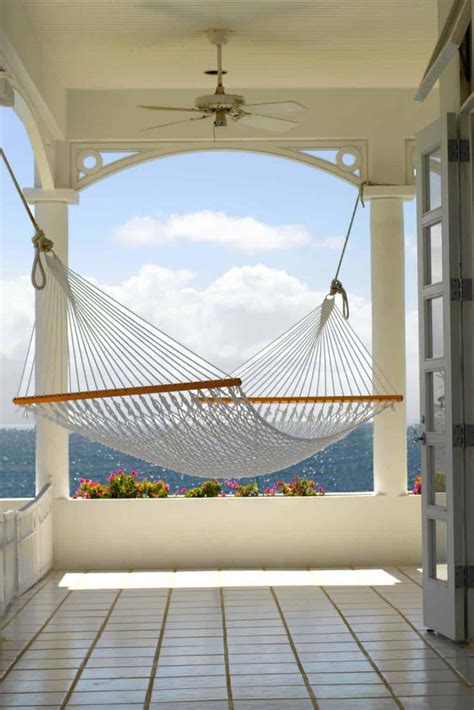 31 Heavenly outdoor hammock ideas making the most of summer