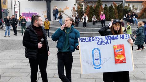 U Enici I Studenti Tk Vrijeme Je Da Budemo Jedinstveni I Solidarni Da