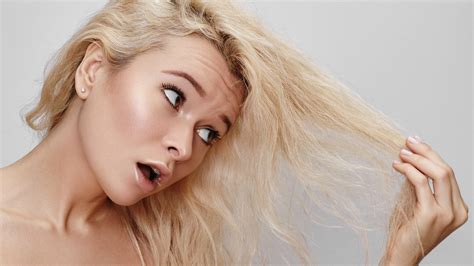 This Is The Right Way To Take Care Of Your Hair After Bleaching