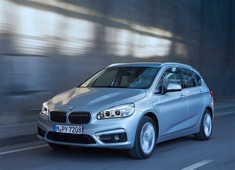 2016 BMW 225xe ACTIVE TOURER PLUG IN HYBRID Fabricante BMW