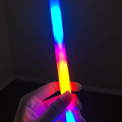 How Does A Glow Stick Work Exploring The Chemistry And Physics Behind