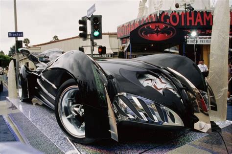 Top 80 Imagen Batman And Robin Movie Batmobile Abzlocalmx