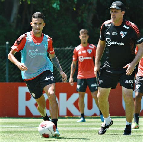 De Olho Na Semifinal S O Paulo Volta Aos Treinos Ainda Sem Gabriel