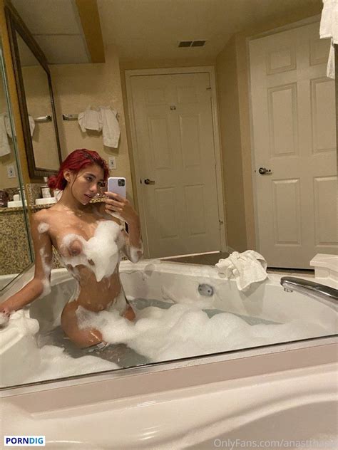 Anastthasia Nude OnlyFans Leaks Photos PornDig