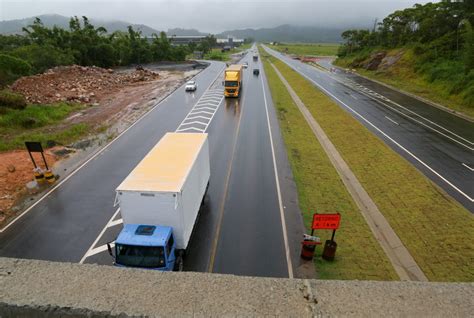 Viaduto na BR 470 é liberado para o trânsito veja em qual ponto