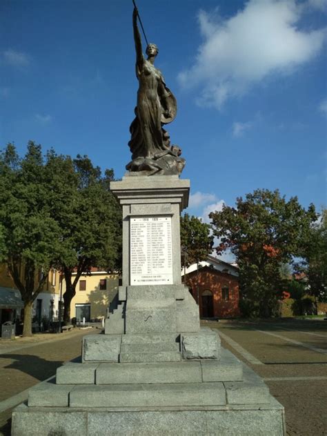 Monumento Ai Caduti Di Cornaredo Mi Pietre Della Memoria