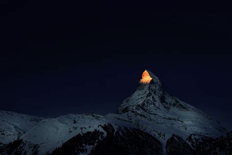 Горы в темноте - 94 фото