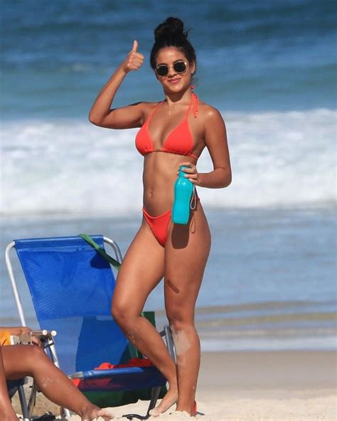 Hot Sexy Bella Campos Bikini Pics