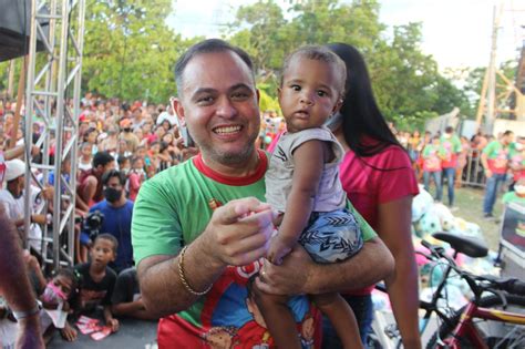 Catulé lidera 9ª Caravana do Bem e leva brinquedos a milhares de