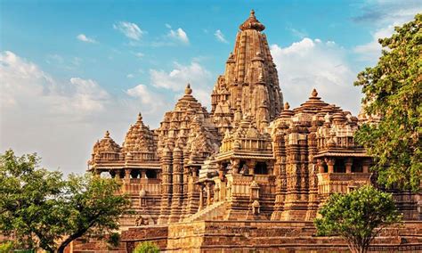 Most Amazing Places To Visit In Madhya Pradesh 2021