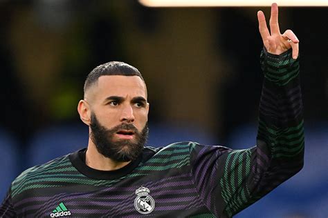 Karim Benzema Weighing Up €100 Million Offer To Leave Real Madrid For