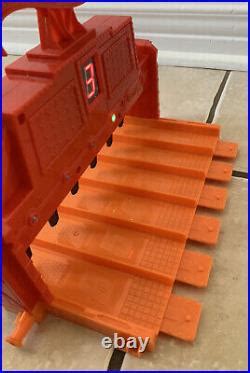 Car Track Set Hot Wheels Super 6 Lane Raceway V1983 Race Track Electronic Finish Line Play Set