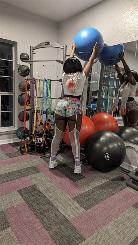 Workout Time Nude Pics XHamster