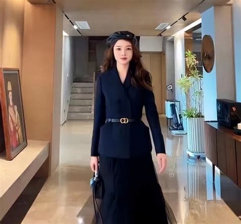 Hot Mom N I Ti Ng Mxh N M Sinh Con M I A Tr C M T B O M U Ch M S C Trong Bi T Th M