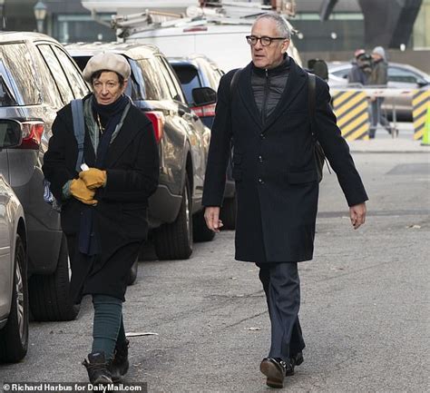 Ghislaine Maxwell Accuser Carolyn Testifies On Day Seven Of Sex Trafficking Trial Daily Mail