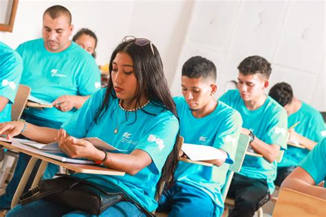 Dom Beneficia A M S J Venes Con La Escuela De Especializaci N Para La