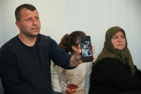 Earthquake survivors in Türkiye count the devastating toll | UNHCR