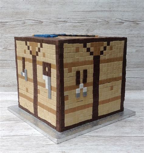 Minecraft Crafting Table - Decorated Cake by Coppice - CakesDecor