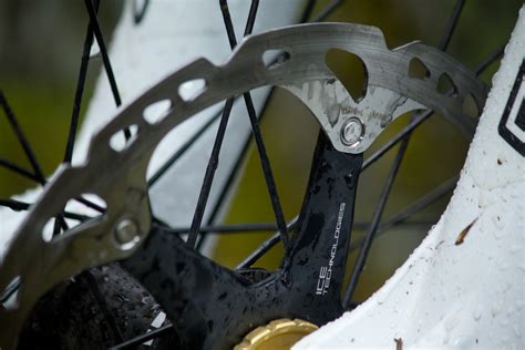 Shimano Ice Tech Rotors - First Look: Vital's Pre-Production Shimano Saint Equipped V-10 Carbon ...