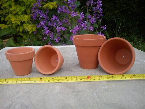 Plant Pots - 2.5cm to 11cm diameter - Terracotta World