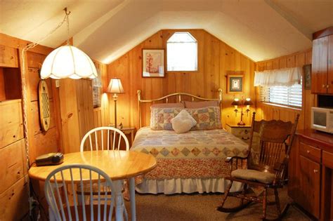 One Room Cabin In The Aspens A Creek Gurgling By The Windows This