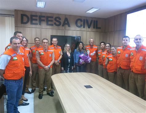 Luciana Saito Massa Primeira Dama Do Estado Visita Defesa Civil